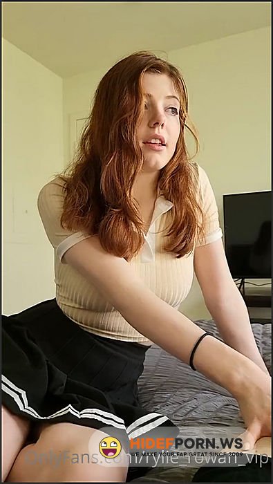 Onlyfans - Rylie Rowan Horny Sister Sextape Video Leaked [SD 1080p] - 2025