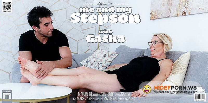 Mature.nl/Mature.eu - Gasha 47,Mark Zane 28 : Young Guy Seducing His Stepmom Gasha While His Dad Is At Work [FullHD 1080p]