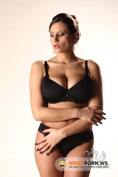 SalieriXXX.com - Un Corpo In Fiamme Sensual Jane [HD 720p]