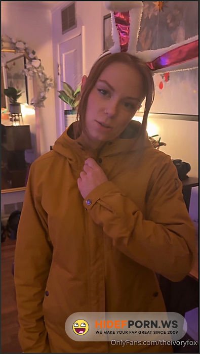 Onlyfans - Ivory Fox Gives a Blowjob And Gets a Creampie After Removing The Condom 1440p [SD 1440p] - 2025