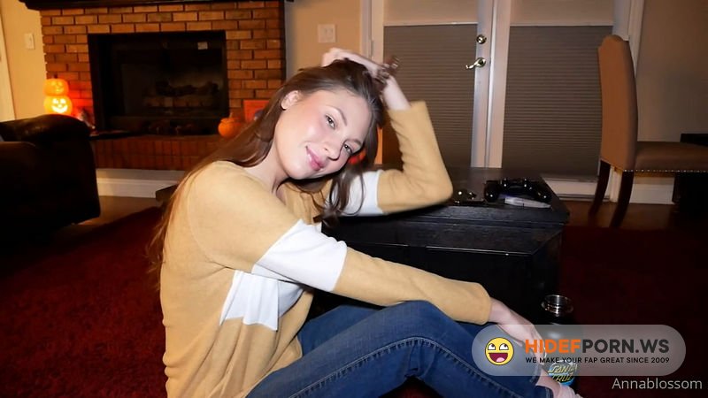 Onlyfans - Anna Blossom Clip 93 [HD 720p]
