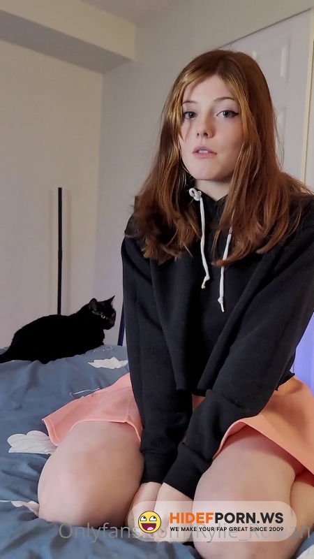 Onlyfans - RylieRowan  OF Shorts [SD 1920p]