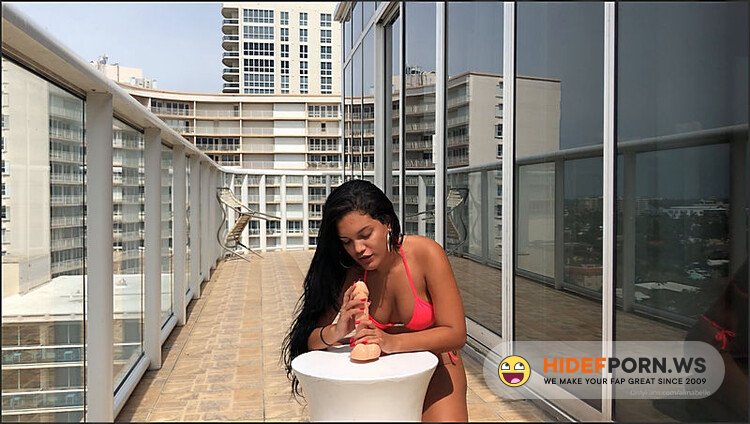 Nude Leaked - Alina Belle Sits On a Dildo On The Rooftop 1080p [FullHD 1080p] - 2025