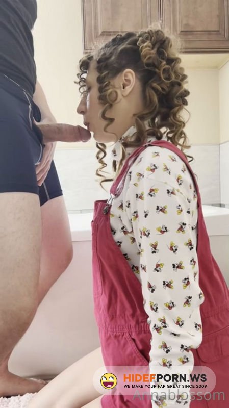Onlyfans - Anna Blossom Clip 35 [SD 720p]