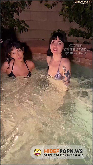 Nude Leaked - Xofreja OF FFFM Foursome [SD 1920p] - 2025