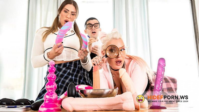 RKPrime.com/RealityKings.com - Anal Obsessed Nerds  : Alexxa Vice, Mia Blow [HD 720p]