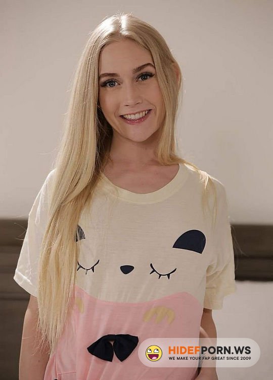 BananaFever.com - Emma Starletto [FullHD 1080p]