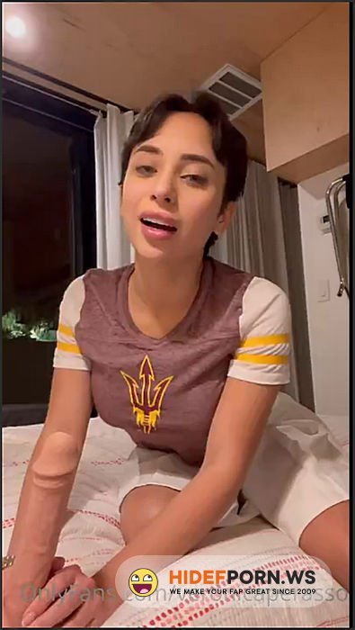 Veronica Perasso @veronicaperasso  Playing a 12 Inch Dildo [SD 720p] - 2025