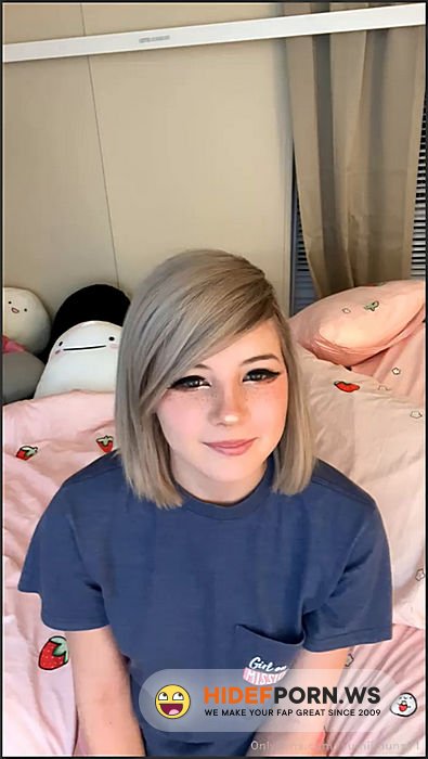 Yumi @yumiibunni @yumibanks  My First Live Pussy Show [SD 1252p] - 2025