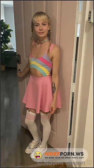 - Naomi Swann @naomiswann  3 In 1 Footjob, Blowjob And Sex Tape [SD 1920p] - 2025