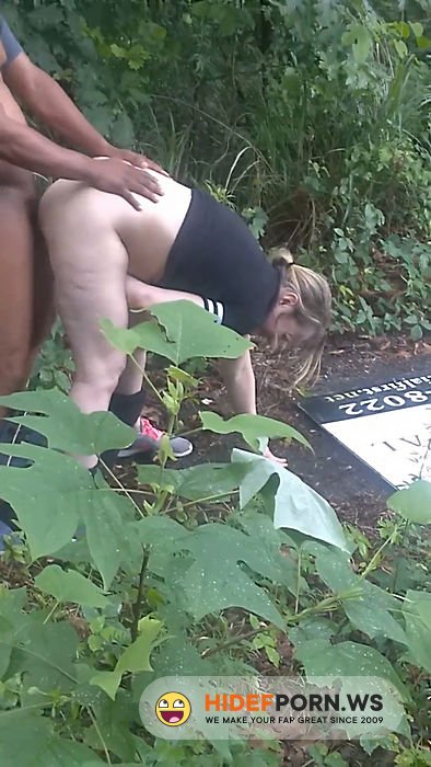 - In The Woods [SD 2160p] - 2025