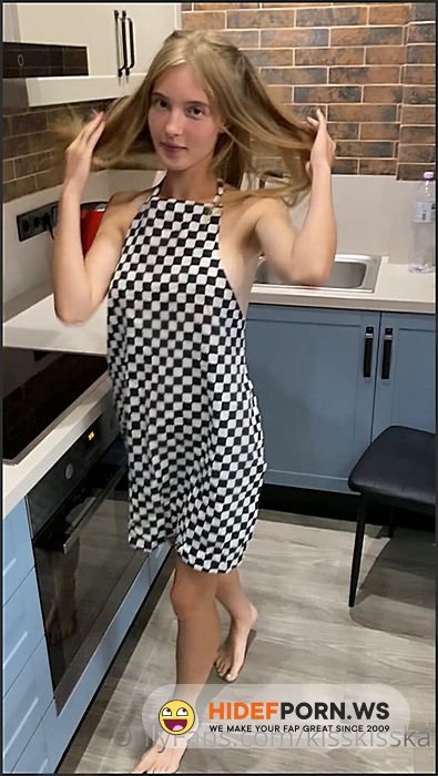 KissKisska Kitchen Sex Video [SD 1920p] - 2025