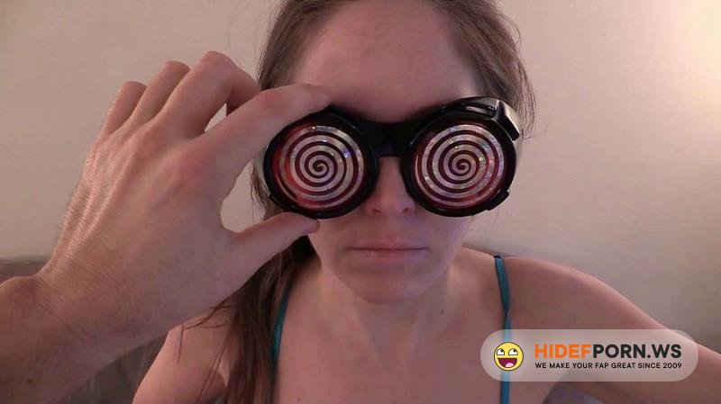Clips4sale - Rachel Controlled By The Glasses Mp4 [HD 720p]