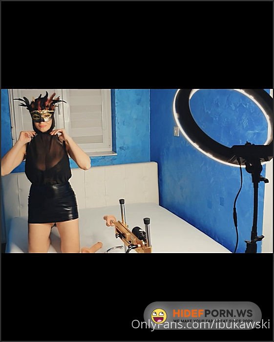 Onlyfans - Lisa Bukawski @lbukawski  That Insatiable Pussy Of Mine With a Big Dildo And Fuckmachine [SD 1350p] - 2025