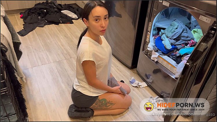 Onlyfans - Veronica Perasso @veronicavictoriaperasso  Maid Blowjob PPV [FullHD 1080p] - 2025
