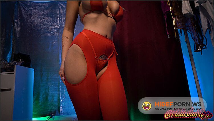 Onlyfans - Natasha Nixx – Sweatpants In The Strip Club [UltraHD 4K 2160p] - 2025