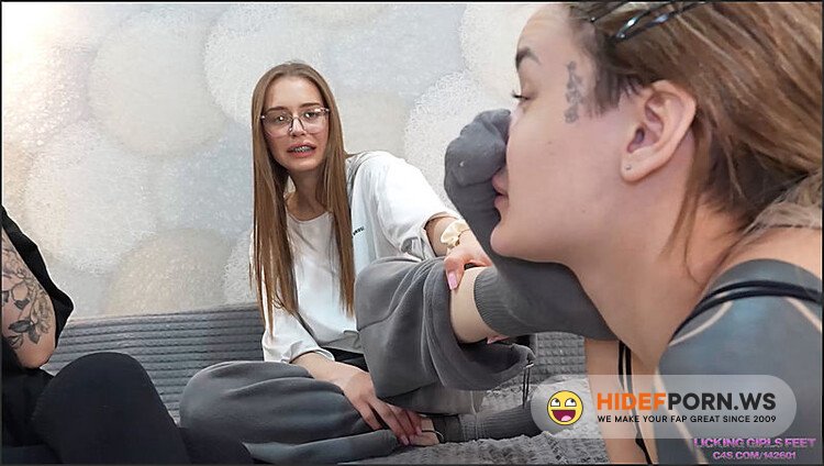 Clips4Sale - Dori And Sarah Do You Like The Way We Smell After Training Hd [FullHD 1080p] - 2025