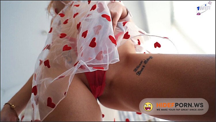 Onlyfans - Julie Jess @juliejess  My Tinder Date Almost Came Inside Me [FullHD 1080p] - 2025