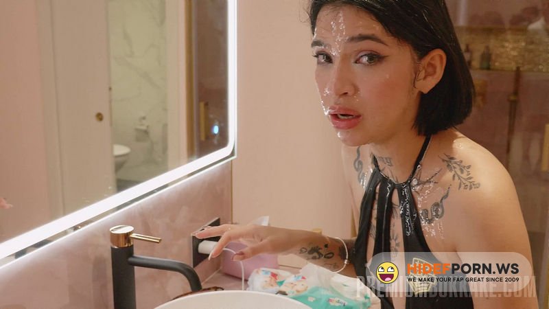 PremiumBukkake.com - Scarlett Lapiedra 4 Blowbang Bts [FullHD 1080p]