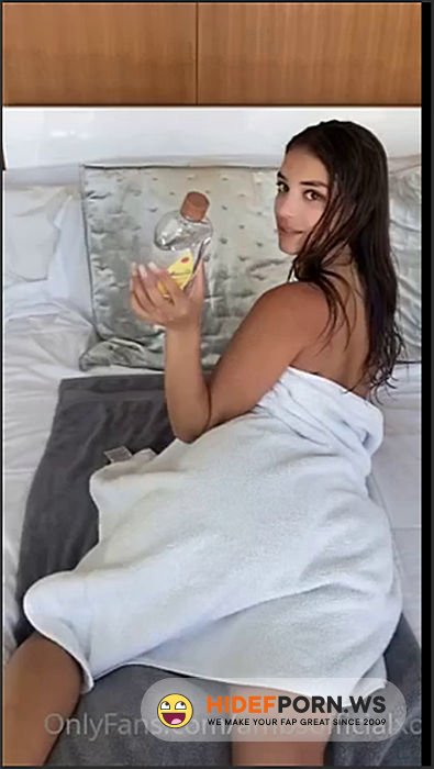 Onlyfans - Ambs @ambsofficialxo   BBC Massages Amber [SD 480p] - 2025