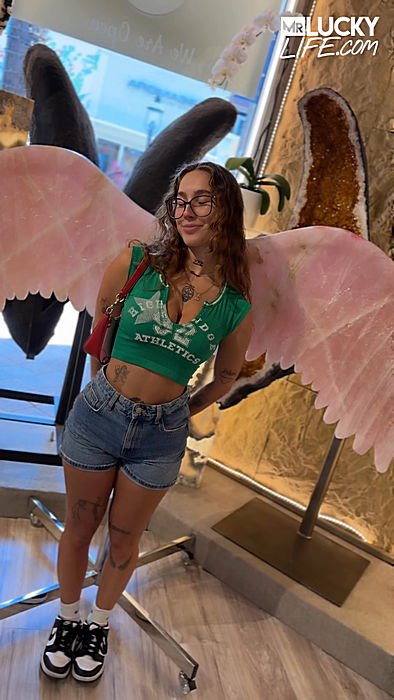 Onlyfans - Cherry Lace  Crystal Loving Canadian Gets Wild Outside [SD 1920p] - 2026