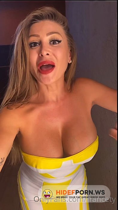 Onlyfans - Francia James Francety Oiled Anal [SD 1576p] - 2026