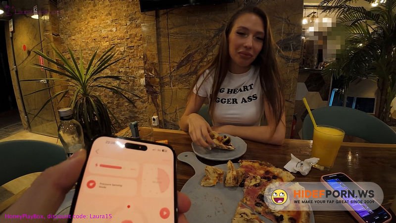 Onlyfans - He Took Control Of My Vibrator On a Date And Give Me Multiple Orgasms Laura Quest [FullHD 1080p]