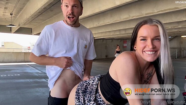 Onlyfans - Mathemakitten Juicydubz s Outdoor Threesome Fun 1080p [FullHD 1080p] - 2026