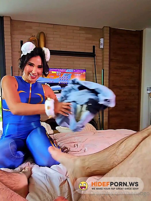 Onlyfans - Annabgo Shakes Ass As Chun Li [SD 1440p] - 2026