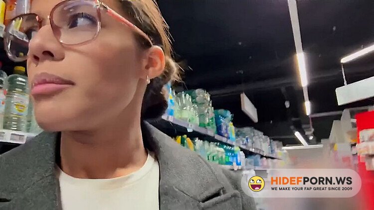 Onlyfans - Horny Diana Lawrence Blows Her Man s Dick [HD 720p] - 2026