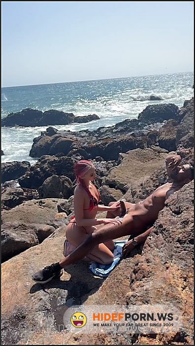 Onlyfans - Troy Eliz Beach [SD 1920p] - 2026