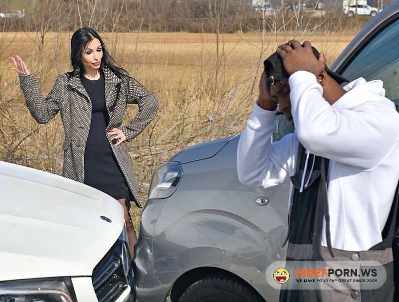 PornWorld - Sasha Rose  Sasha Rose User Her Pussy, Asshole As Car Insurance GP2421 [HD 720p]