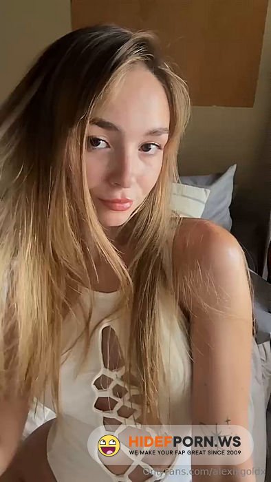 Onlyfans - Alexisgoldx Masturbates With a Dildo [SD 1080p] - 2026