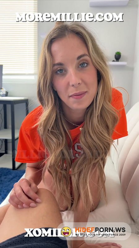 Onlyfans - Blonde College Babe Gets Railed In Between Class Millie Morgan [SD 1918p]
